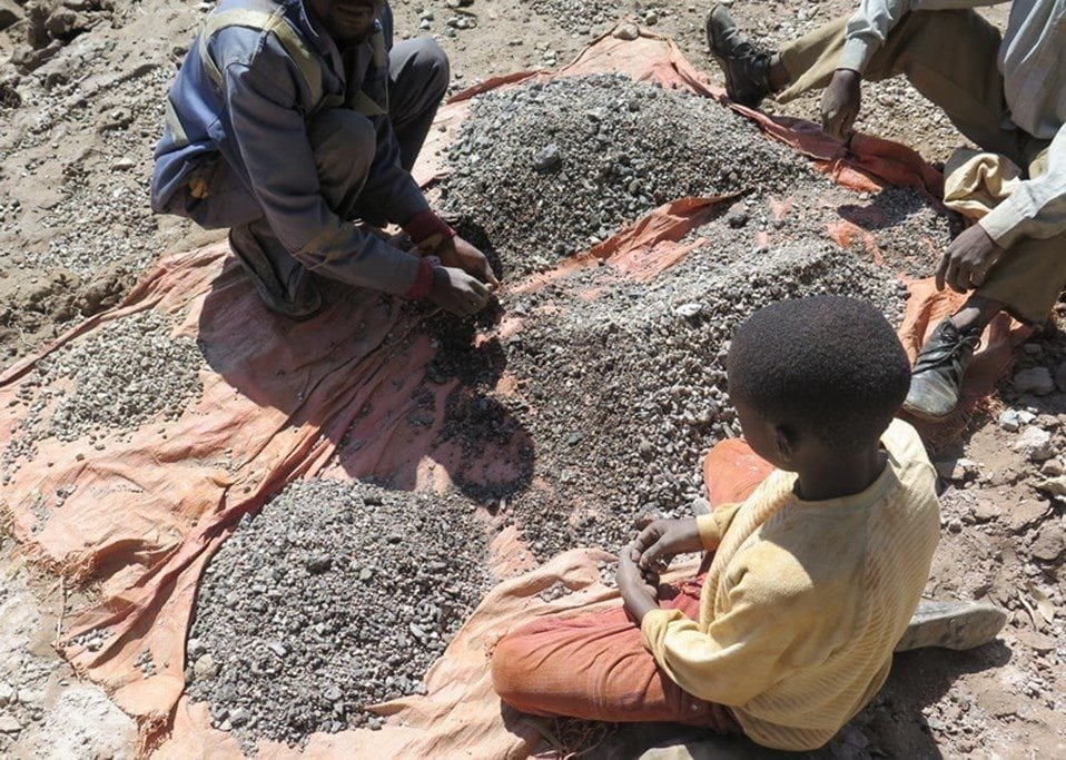 Tech giants and child labouTech giants and child labour Picture from MyGreenPod Sustainable News