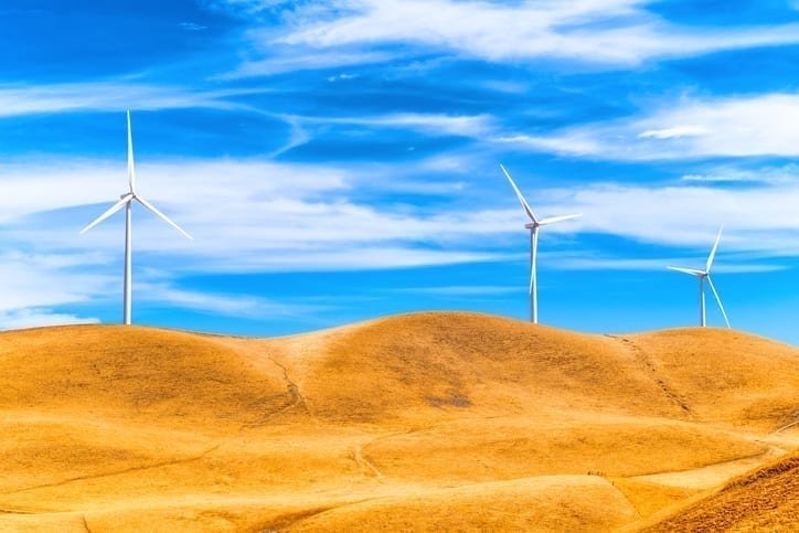 Wind generators in the endless fields of Arizona, USA