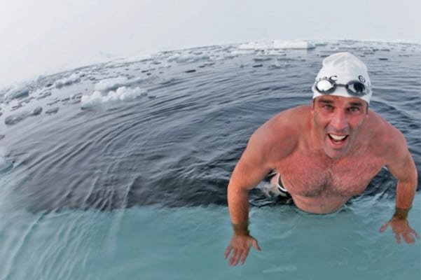 Lewis Pugh completes the supra-glacial swim